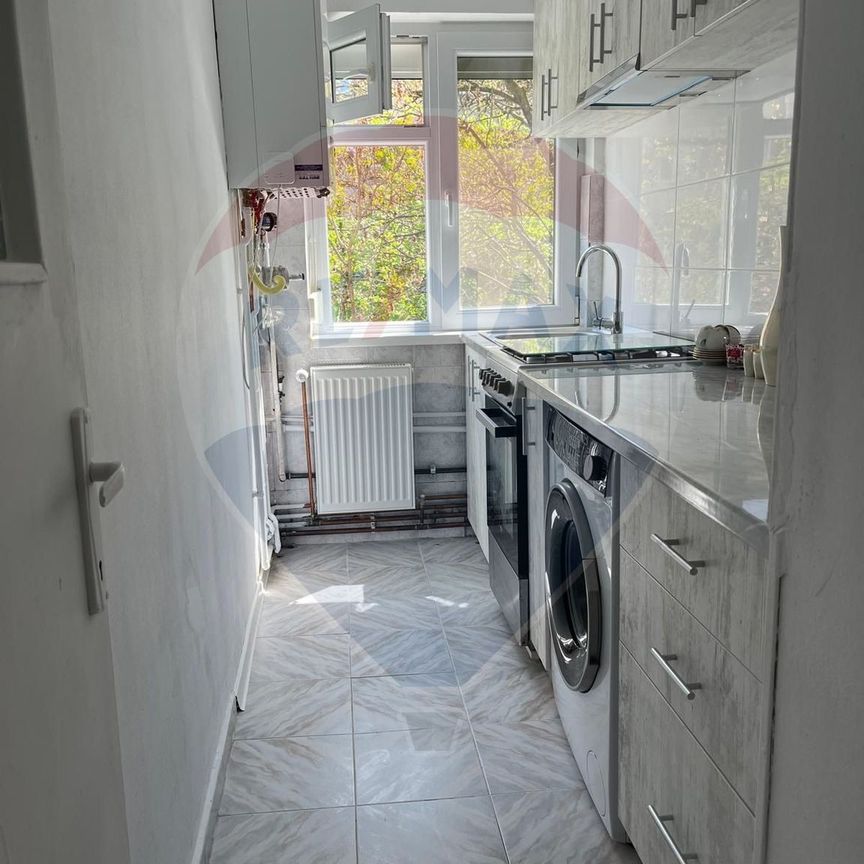 De închiriat Apartament 3 camere | Cetății | Renovare recentă - Fotografie 1