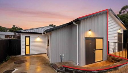 Modern Duplex - 2 Bed, 1 Bath - Photo 5