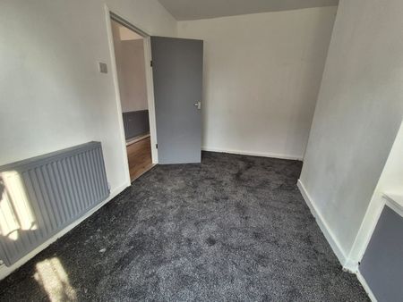 2 Bed End Terrace, Kilburn St, L21 - Photo 3