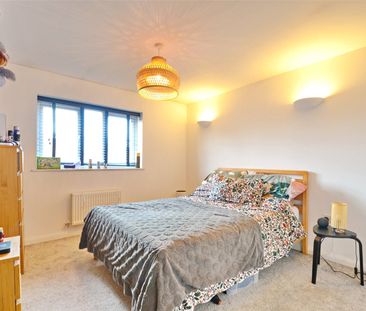 Buckthorn Court, Yate - Photo 3