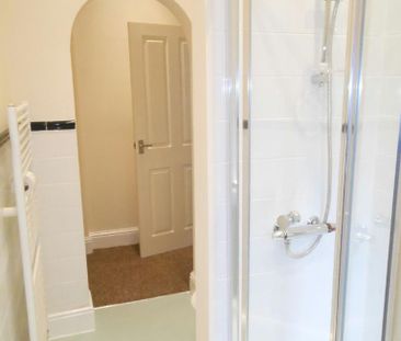1 bedroom flat to rent - Photo 6