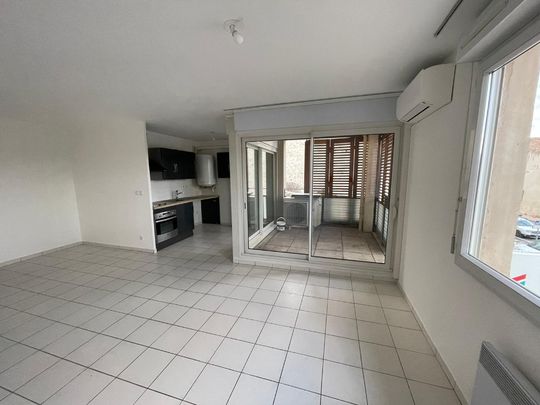 BOUC BEL AIR - Type 2 centre village - Photo 1