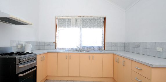 1 / 22 Frank Street, Noble Park - Photo 2