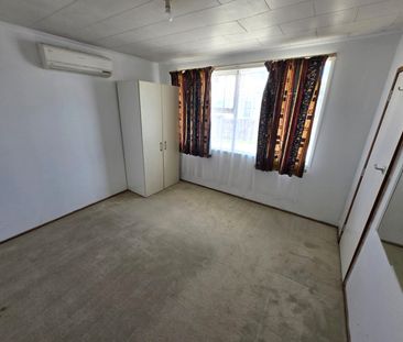 FAVONA, 3 BEDROOMS - Photo 2