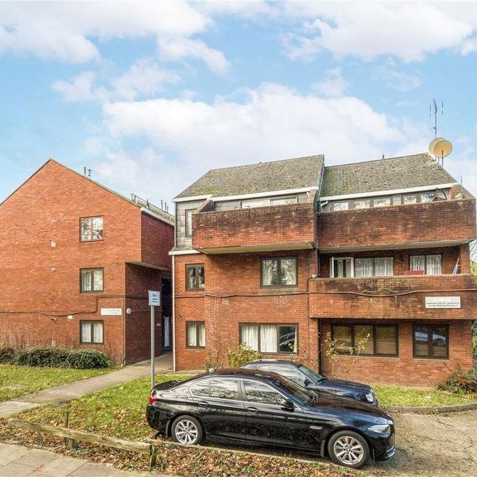 3 bedroom maisonette to rent - Photo 1