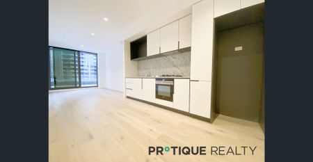 Brand New 2-Bed 1-Bath Apartment in WSP with HUGE Balcony! Available from 21/7! - Photo 3