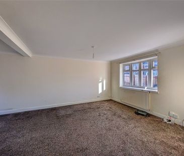 3 bed terraced house to rent in Fairfield Avenue, Ormesby, TS7 - Photo 6