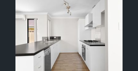 Spacious 3-Bedroom Home in the Heart of Baldivis - Photo 3