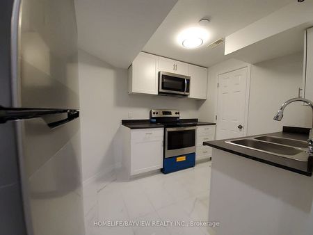 For Lease - 644 Mcbean Avenue Unit# Lower, Newmarket, Ontario - Photo 4