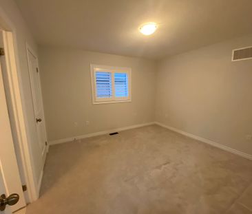 For Lease - 226 Lyle Drive, Clarington, Ontario - Photo 4