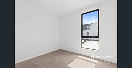 Experience Luxury in This Brand-New Designer Townhouse - Photo 5