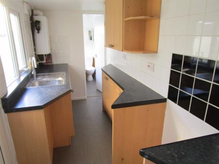 Alpha Road Gorleston, Great Yarmouth - Photo 3