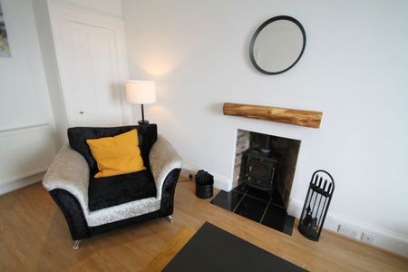 Castle Street Flat, Montrose, Angus - Photo 2