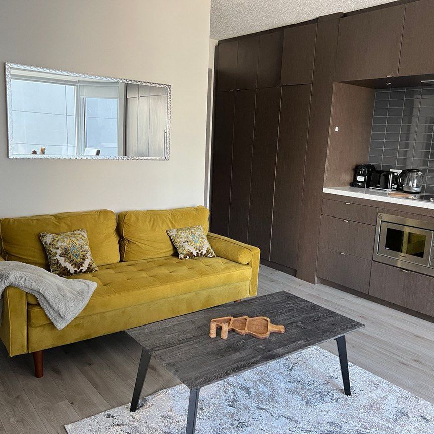 For Lease - 155 Yorkville Avenue Unit# 1407, Toronto, Ontario - Photo 1