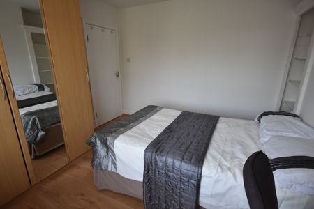 2 Bed Maisonette, Burgess Road, SO16 - Photo 5