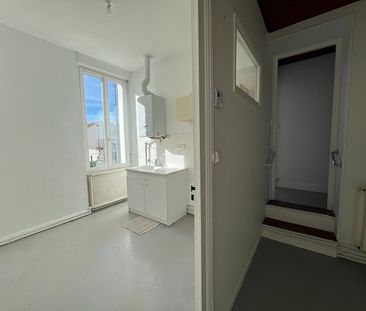 Location Appartement 3 pièces 52m² - Photo 3