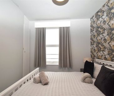 1 bed apartment to rent in Eastborough, Scarborough, YO11 - Photo 2