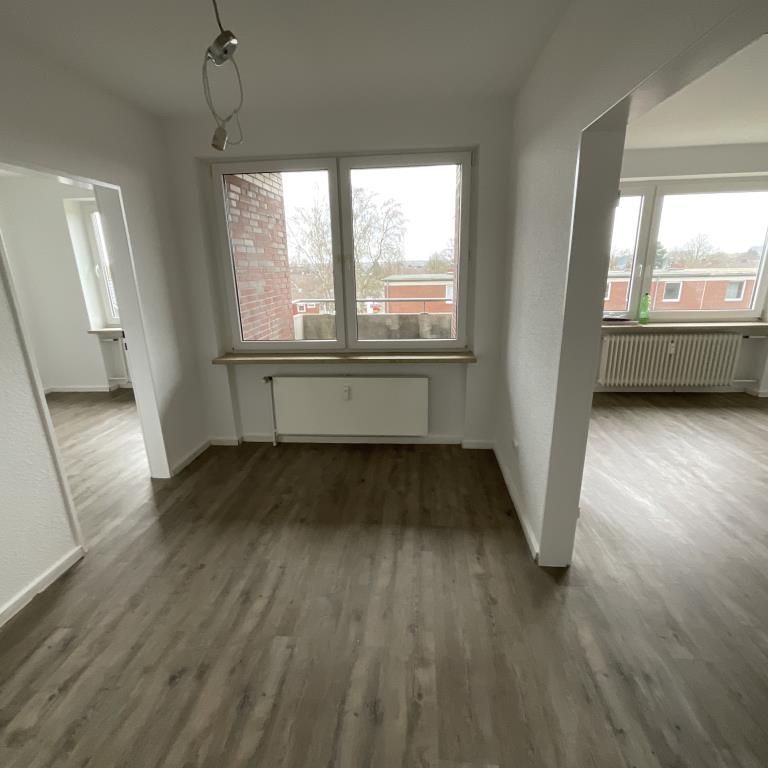 Großzügige 5-Zimmer-Wohnung mit Balkon in Bremervörde - Photo 1