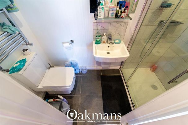 6 bedroom house to rent - Photo 1