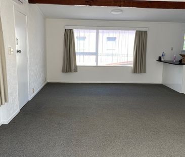 Property Management32 Kowhai Road, Campbells Bay - Unit for Rent - Photo 4