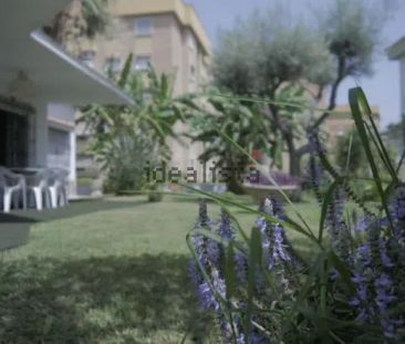 Alquiler de chalet adosado en Calle Don Diego de Miranda - Photo 6