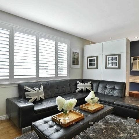 For Lease - 4350 Elm Crescent, Burlington, Ontario - Photo 1