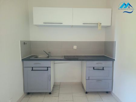 Location Appartement 1 pièce 22m² MARSEILLE 11ème - Photo 3