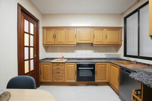 Gran Vía de Fernando el Católico, Valencia, Valencian Community 46008 - Photo 1