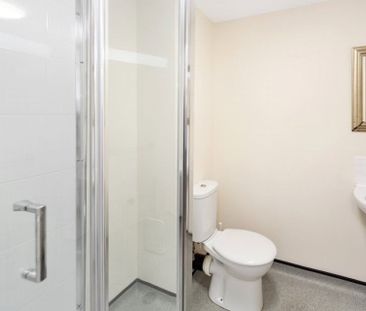 Property to Rent - Photo 1