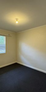2/13 Adams Street, Queanbeyan - Photo 4