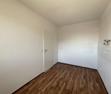 4-Zimmer-Wohnung mit Balkon in Wilhelmshaven-Fedderwardergroden mieten - Photo 5