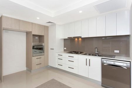 1 Bedroom Apartment Milton Precinct - Photo 4