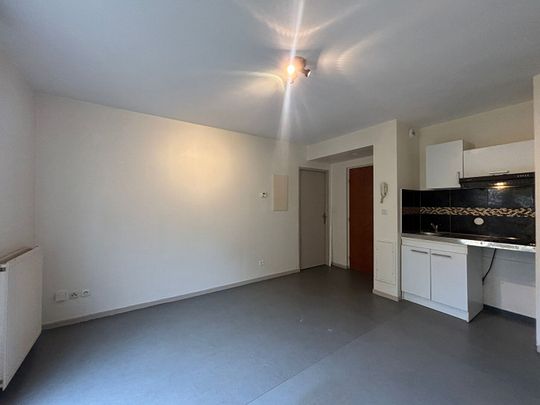 Location Appartement 1 pièce 22m² - Photo 1