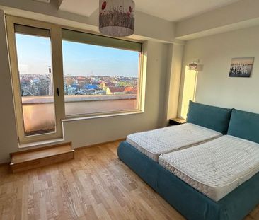 Apartament cu 3 camere de închiriat - Fotografie 6