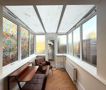 Hale Lane, Mill Hill, NW7 - Photo 1