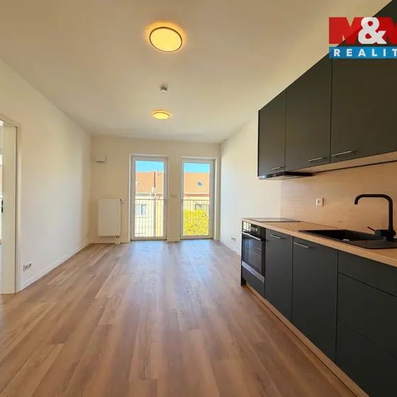 Pronájem bytu 2+kk, 39 m - Fotografie 1