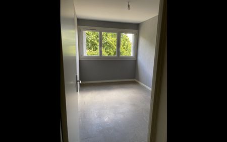 Location Appartement 4 pièces 70 m² Issoudun - Photo 5