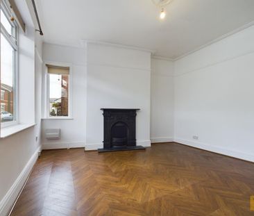 2 bedroom semi-detached house to rent - Photo 3