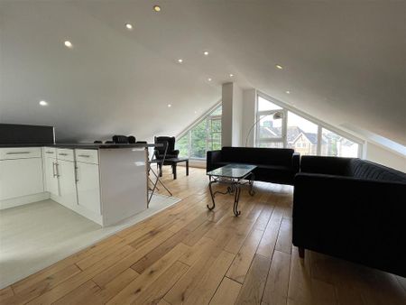 5 bedroom apartment to rent - Photo 2