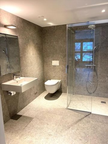 Living in a beautiful central location - Photo 3