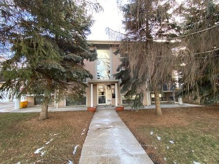 For Lease - 1 Ranstone Gardens Unit# 2, Toronto, Ontario - Photo 2