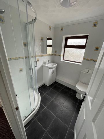 Maes Maddock, Gorseinon, SWANSEA - Photo 5