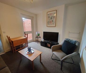 Mixed use to rent - Photo 5