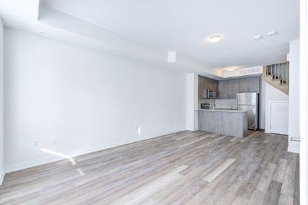 For Lease - 3429 Ridgeway Drive Unit# 4, Mississauga, Ontario - Photo 3