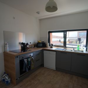 SAINT ANDRE - COLLOCATION - CHAMBRE MEUBLEE - Photo 2