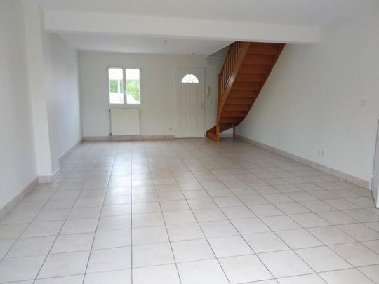 Location Maison 6 Pièces 116 m² - Photo 1