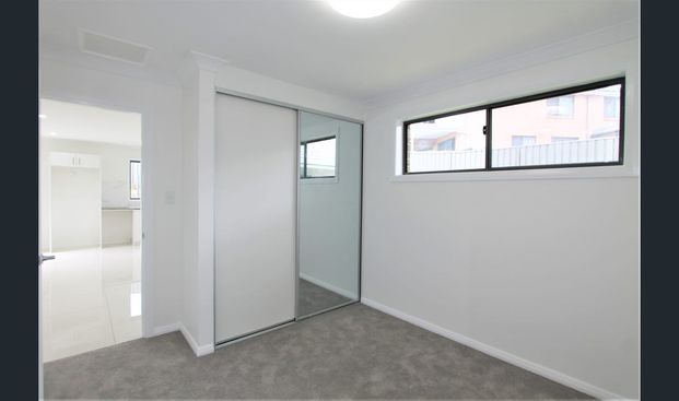 8a Outlook Boulevard, Fletcher NSW 2287 - House For Rent | Domain - Photo 1