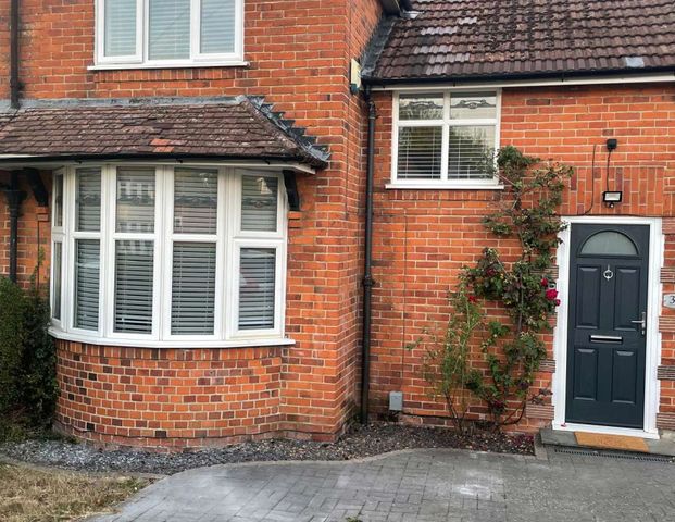 Stanhope Road - Photo 1