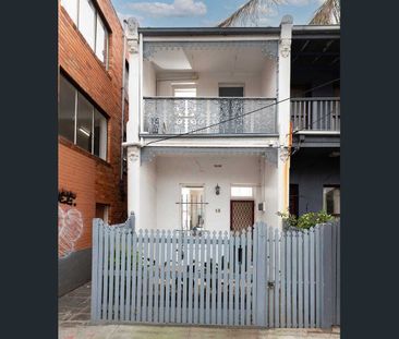 Charming Victorian Terrace in Prime Chapel Street Precinct - Photo 3
