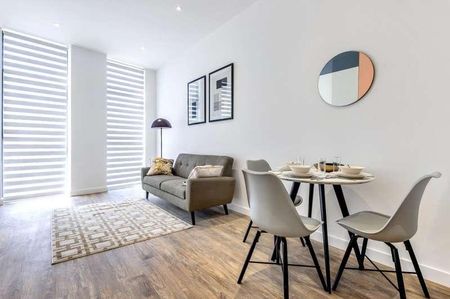 Swindon, Wiltshire, SN2 - Photo 2